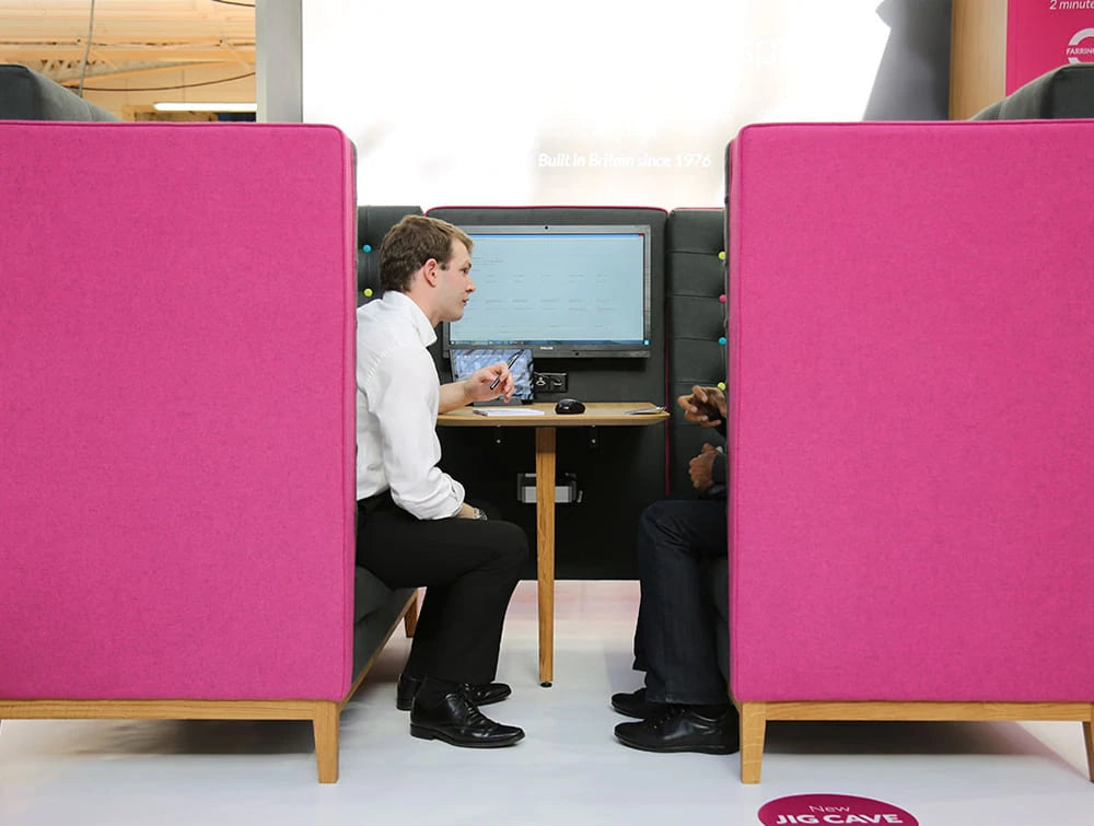 Jig Cave 4 Seaters Acoustic Meeting Pod In Pink Fuschia For Bank