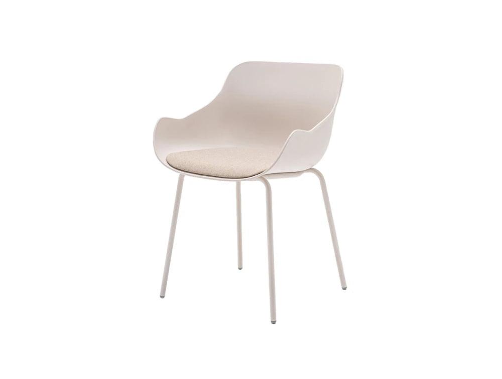 Mdd Baltic Remix Shell Armchair