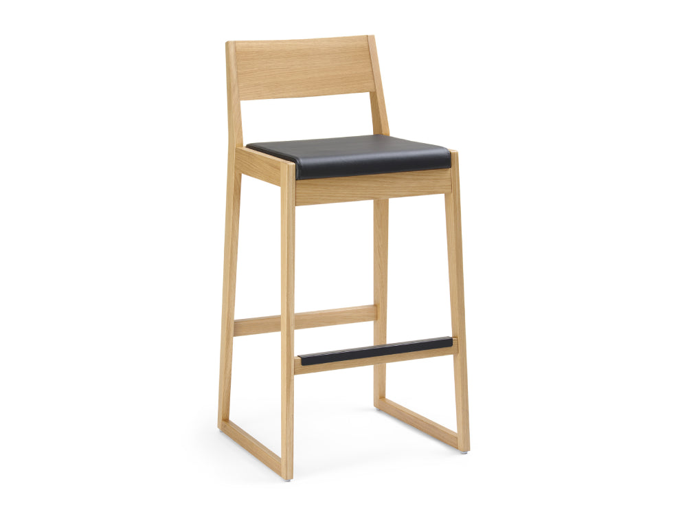 Woodbe High Stool with Footrest 4