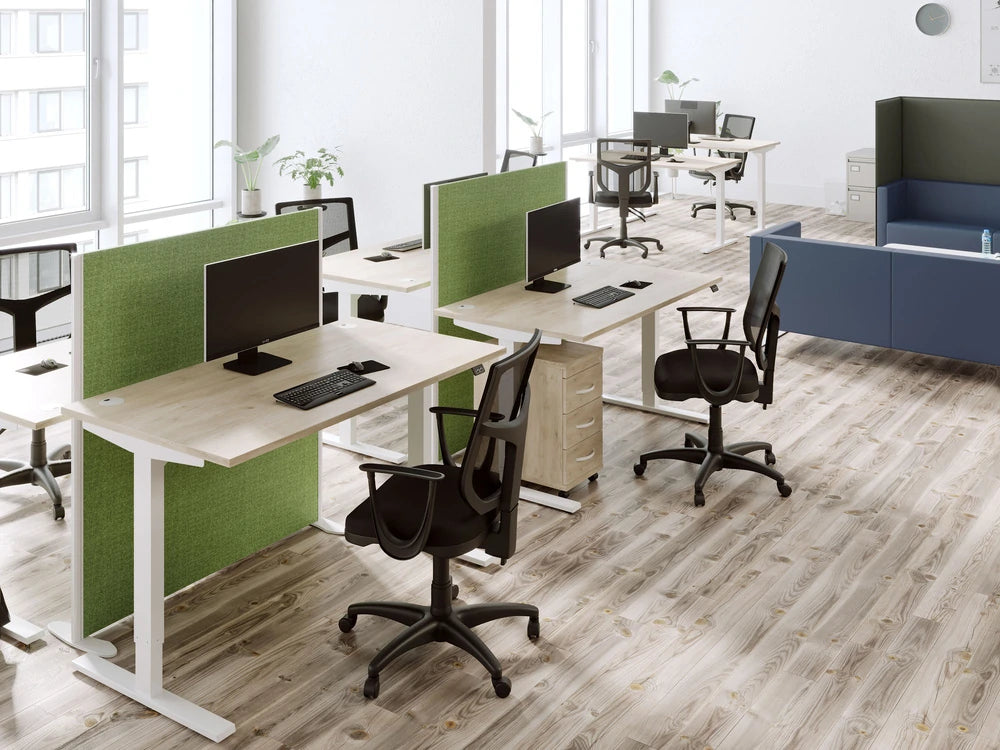 Zoom Single Desk 8